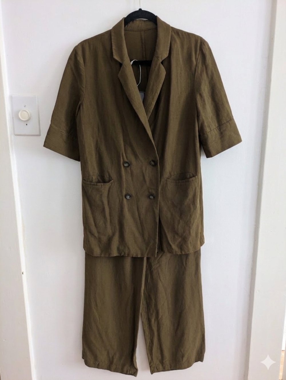 Massimo Dutti Olive Double-Breasted Linen Short-Sleeve Pantsuit